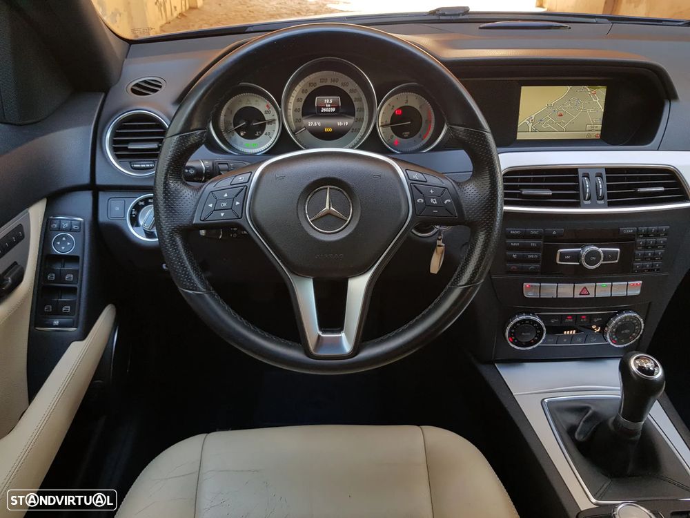 Mercedes-Benz C 220 - 45
