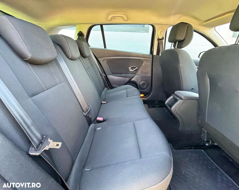 Renault Megane 1.5 dCI Privilege - 21