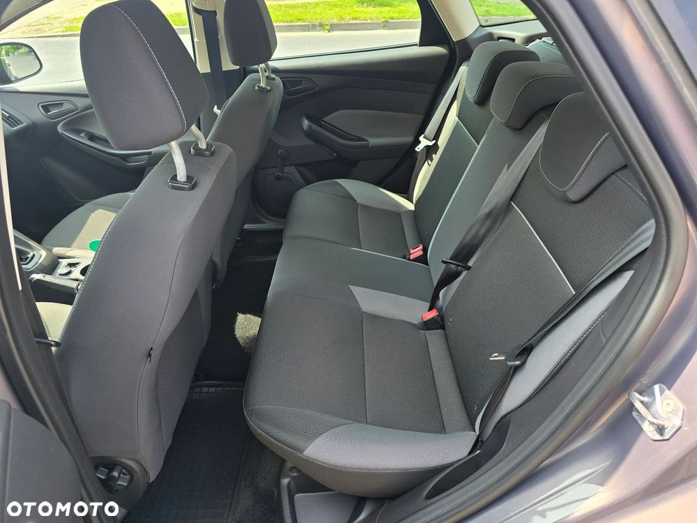 Ford Focus - 15
