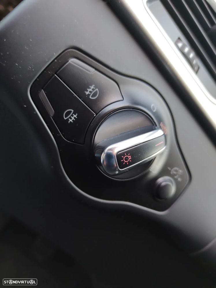 Audi A4 Avant 2.0 TDi Advance - 23