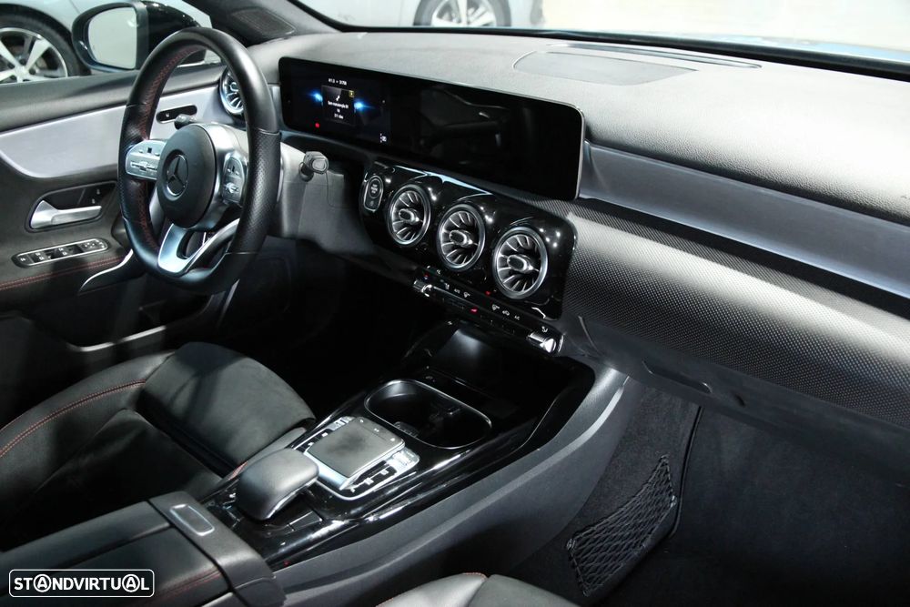 Mercedes-Benz A 35 AMG 4Matic Speedshift DCT 7G - 11