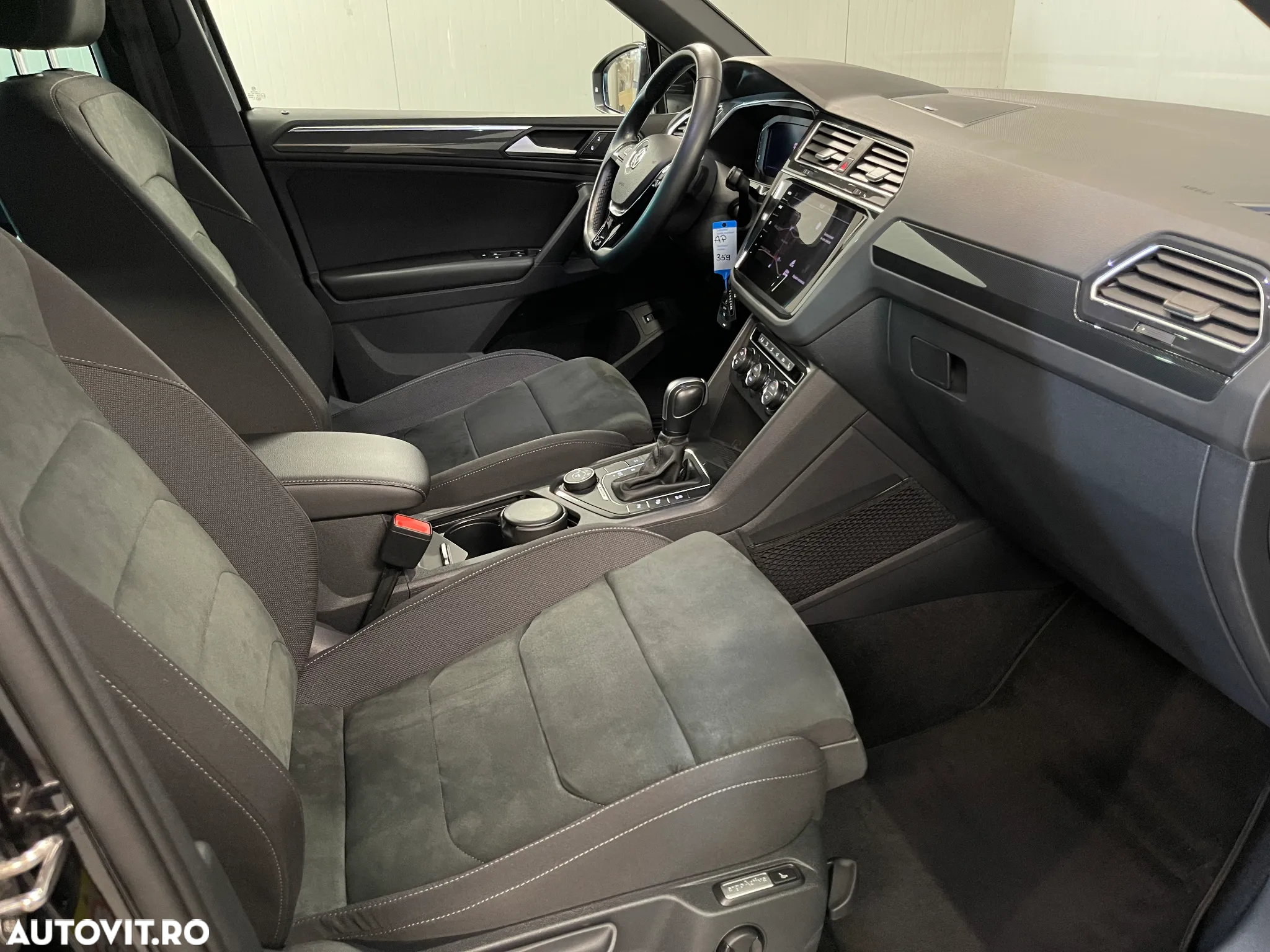 Volkswagen Tiguan 2.0 TDI DSG 4Mot Highline - 9