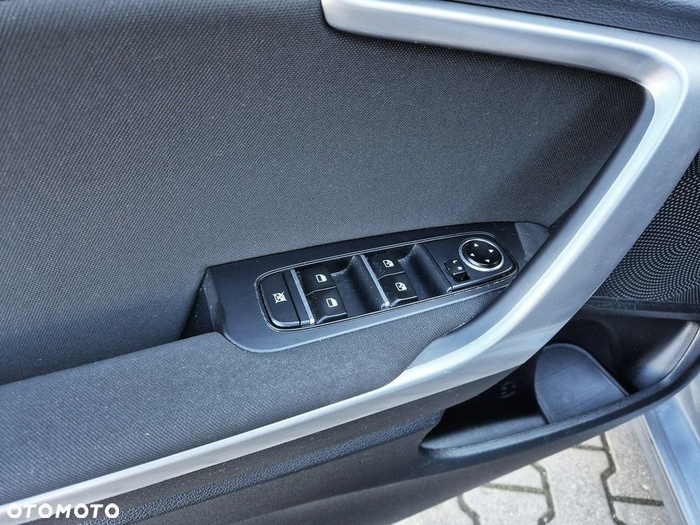 Kia Ceed 1.5 T-GDI M DCT - 11