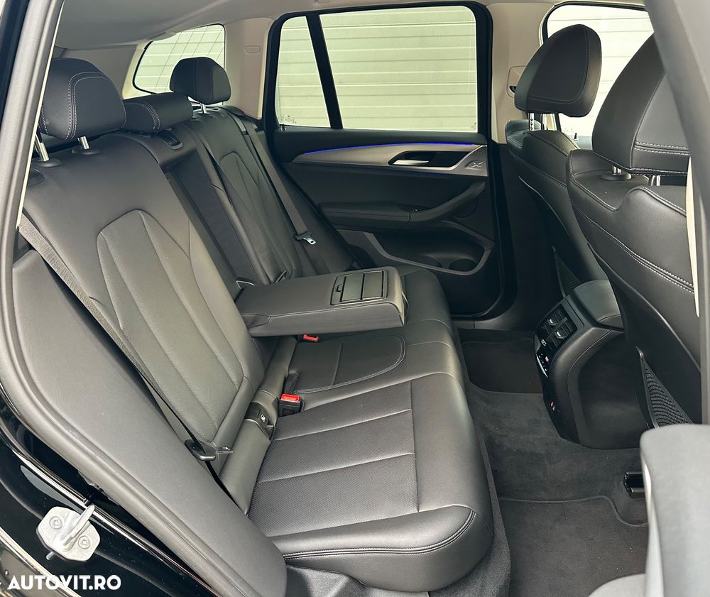 BMW X3 xDrive20d AT MHEV - 8