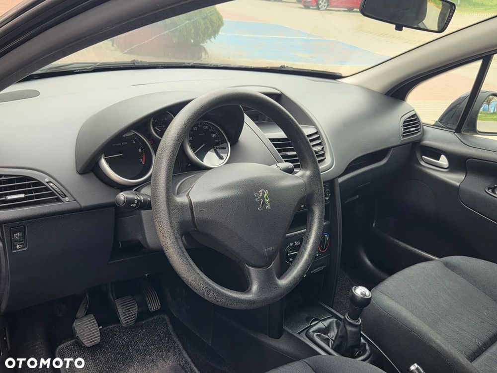 Peugeot 207 90 Filou - 6