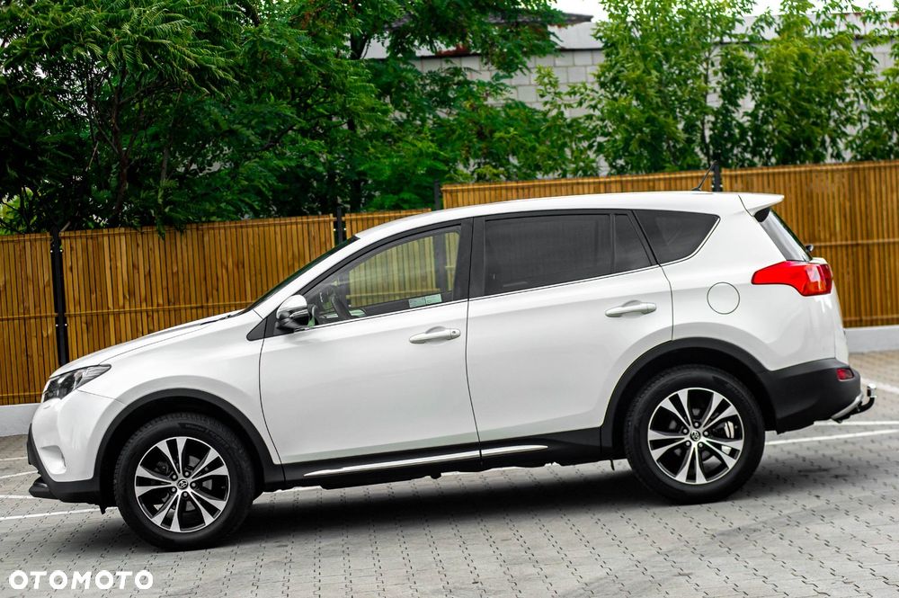 Toyota RAV4 2.0 Premium - 9
