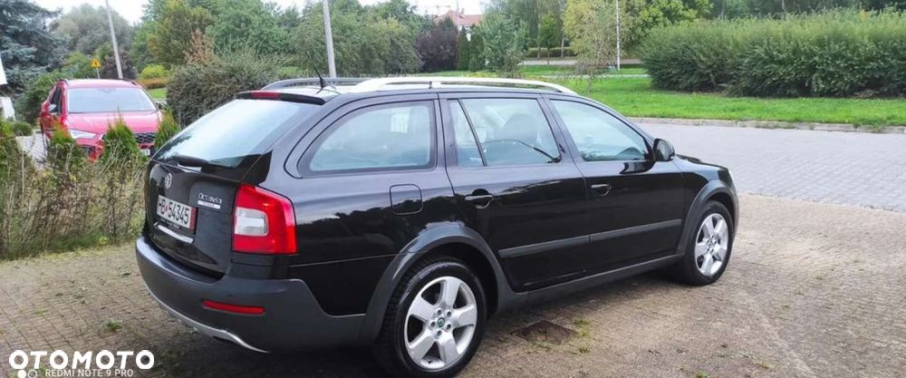 Skoda Octavia Combi 2.0 TDI DPF Scout 4x4 - 16