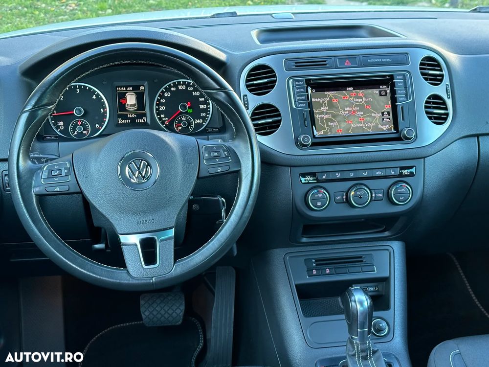 Volkswagen Tiguan 2.0 TDI SCR 4MOTION BlueMotion Technology DSG Lounge Sport & Style - 15