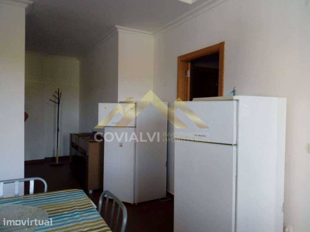 Quartos para estudantes Polo I da UBI - Covilhã Centro - Grande imagem: 5/21