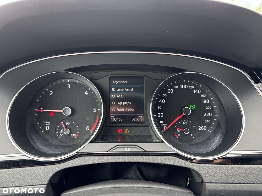 Volkswagen Passat 2.0 TDI 4Mot Elegance DSG - 20