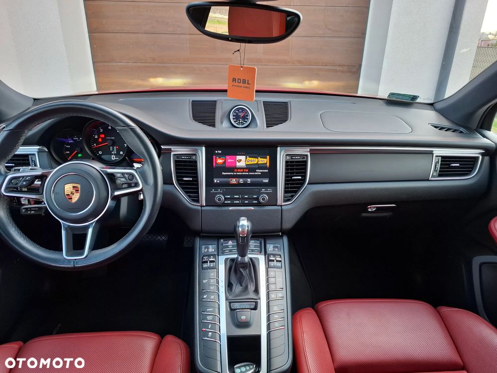 Porsche Macan - 33