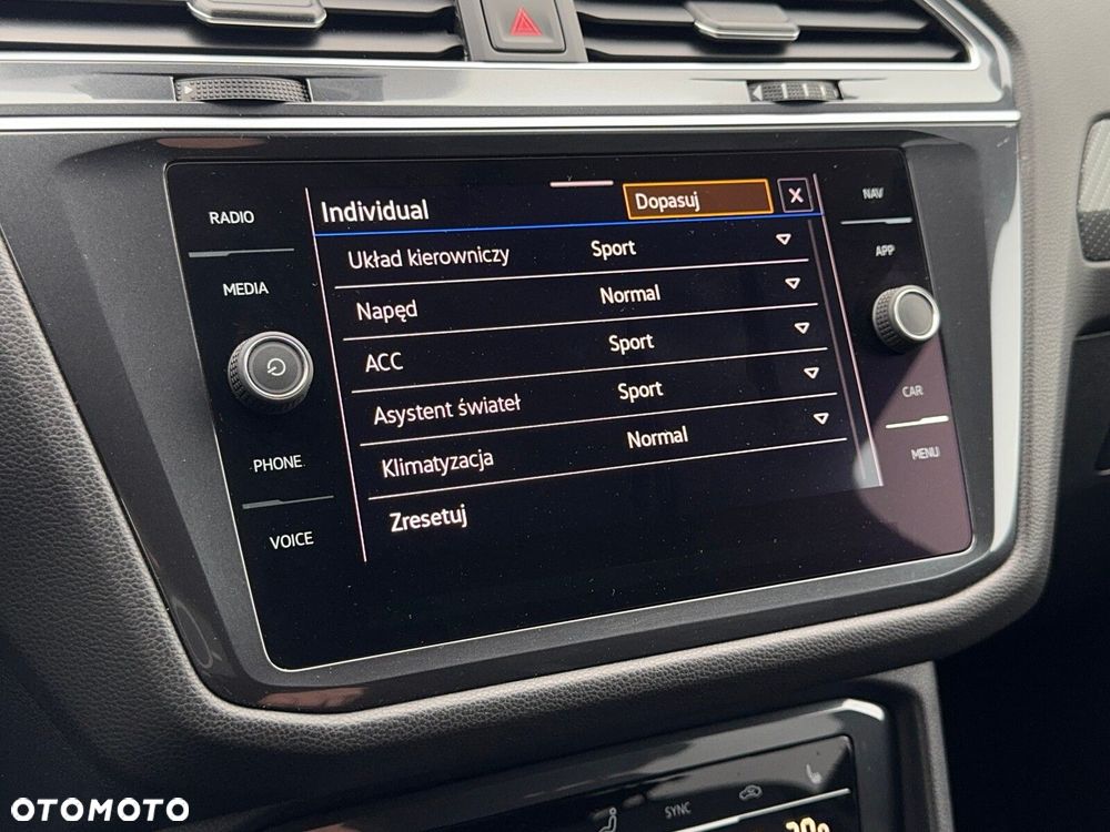 Volkswagen Tiguan Allspace 2.0 TDI 4Mot R-Line DSG - 26