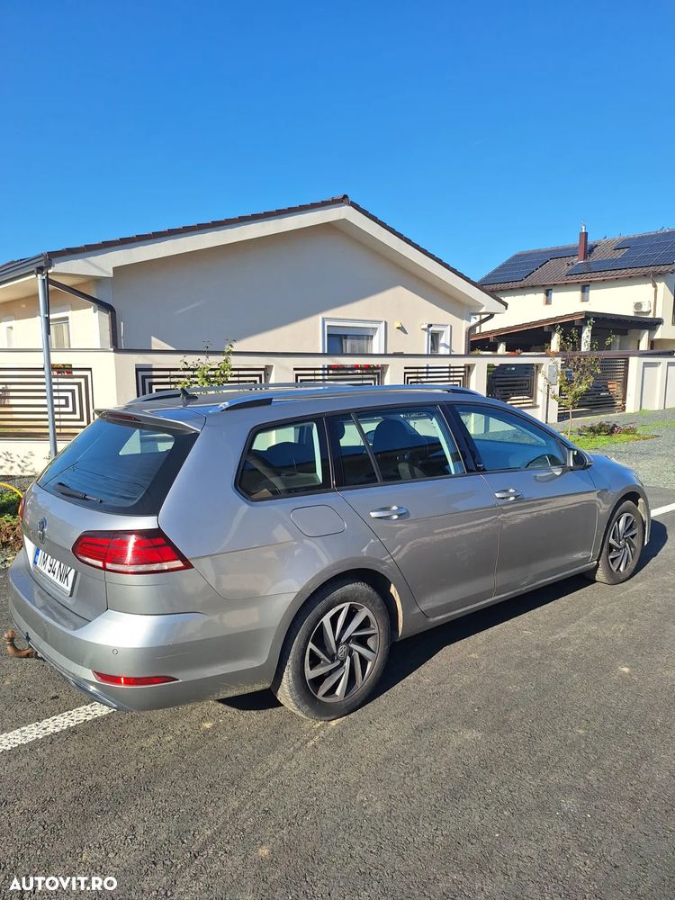 Volkswagen Golf 1.6 TDI Sound - 6