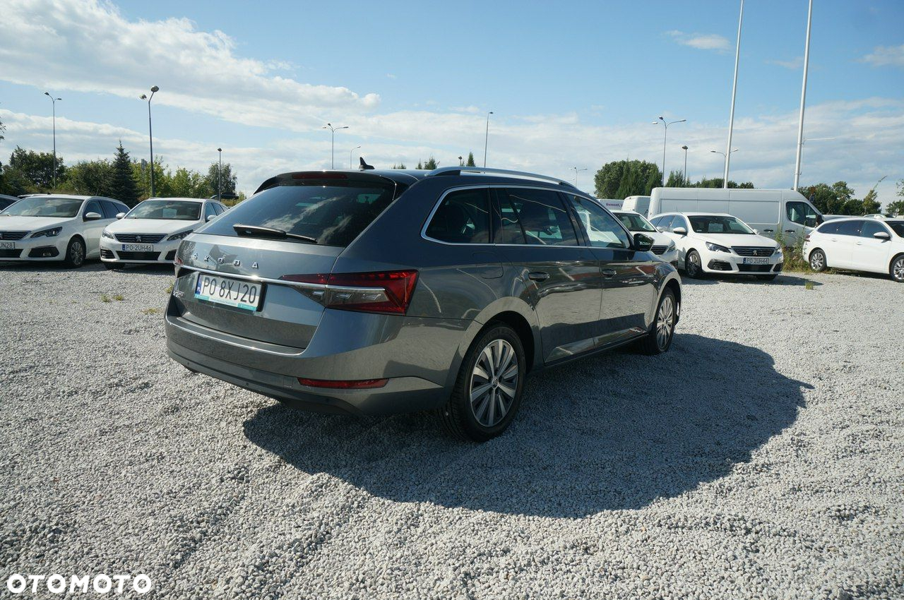 Skoda Superb 2.0 TDI SCR Style DSG - 7