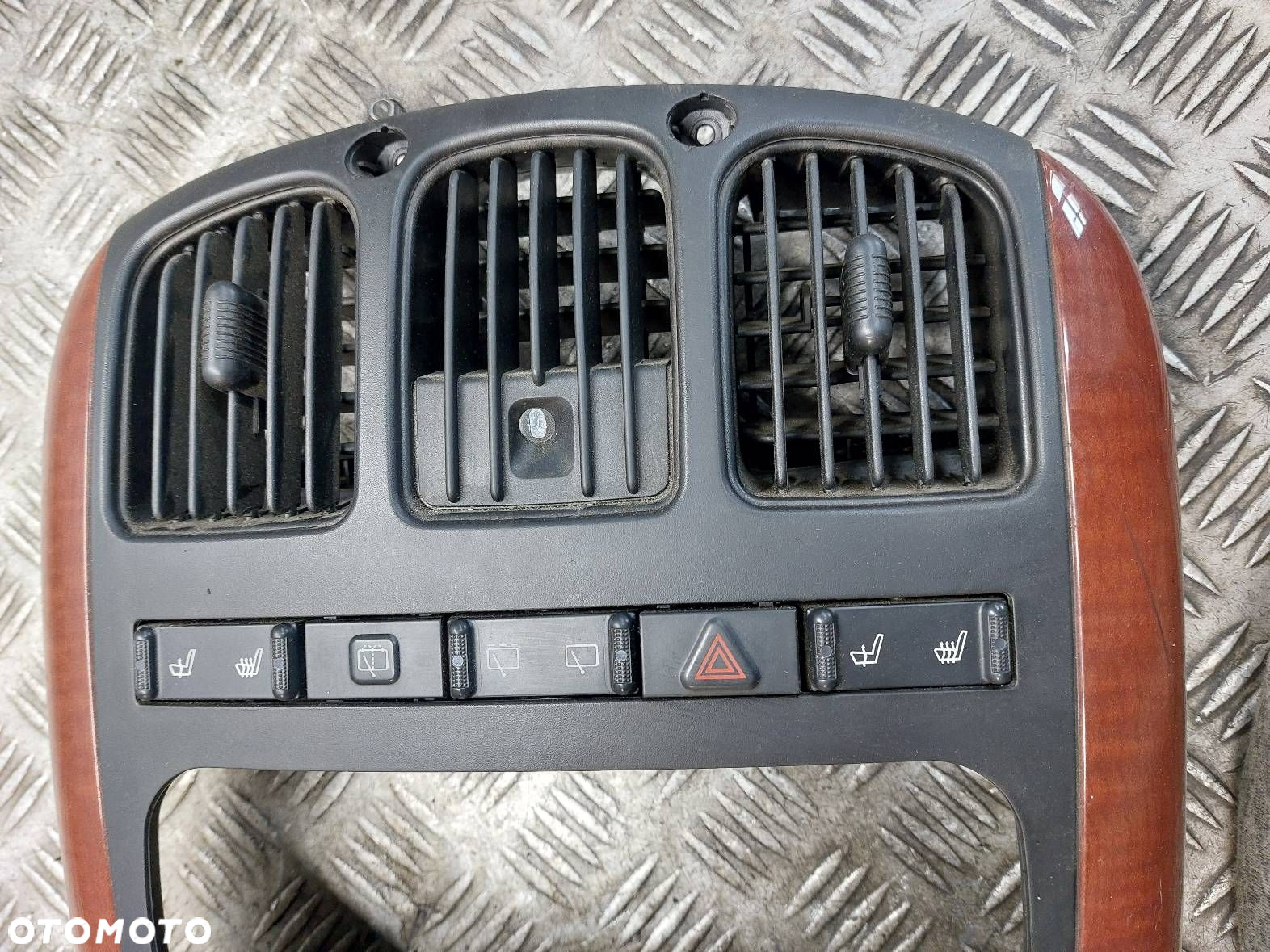 PANEL NAWIEWU KONSOLA ŚRODKOWA RAMKA CHRYSLER GRAND VOYAGER IV LIFT - 3