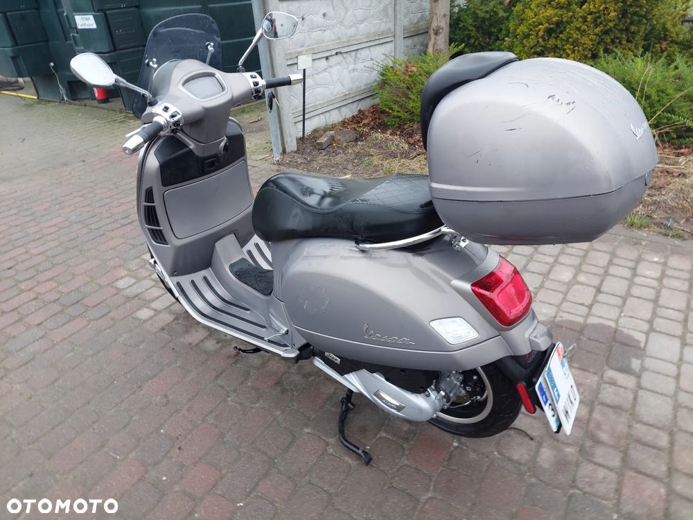 Piaggio Vespa - 3