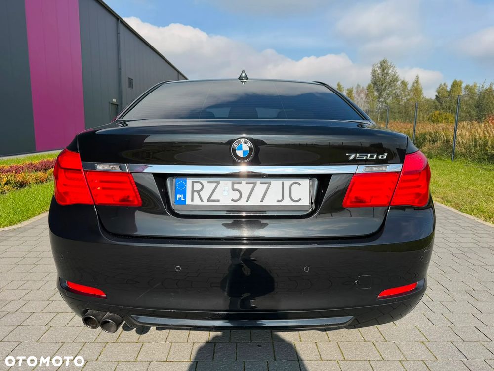 BMW Seria 7 - 37