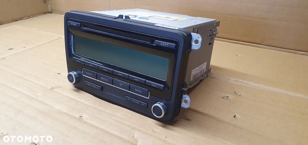 Radio radioodtwarzacz fabryczne VW Passat B6 5M0035186AA - 4