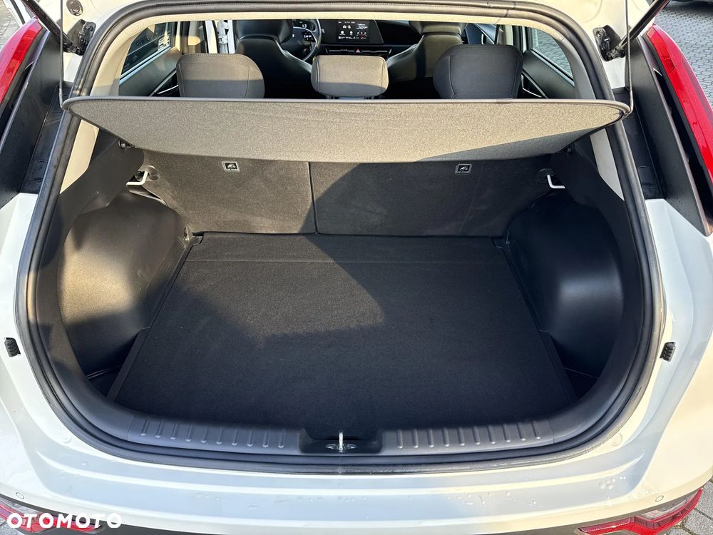 Kia Niro 1.6 GDI Hybrid M - 18