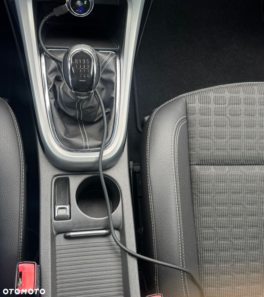 Opel Astra 1.4 Turbo Innovation - 22