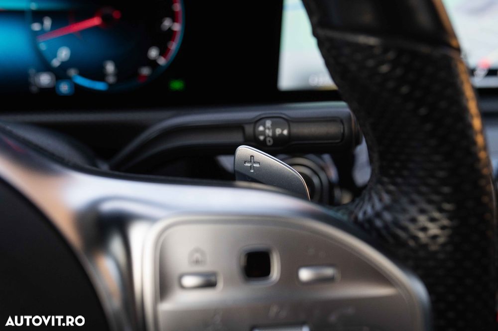 Mercedes-Benz CLA 220 4Matic 7G-DCT AMG Line - 30