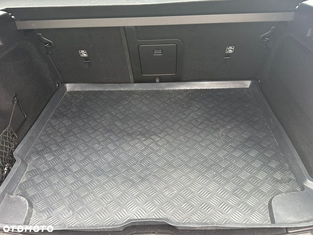 Volvo XC 60 B4 D AWD Momentum - 15