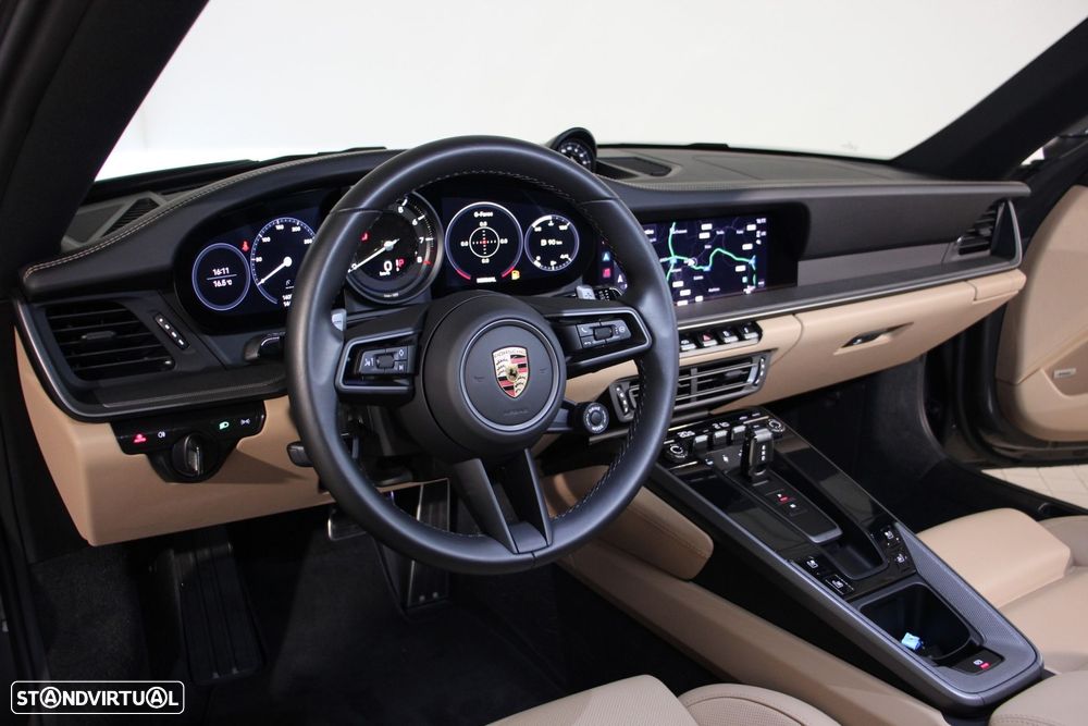 Porsche 911 (992) Carrera S PDK - 10