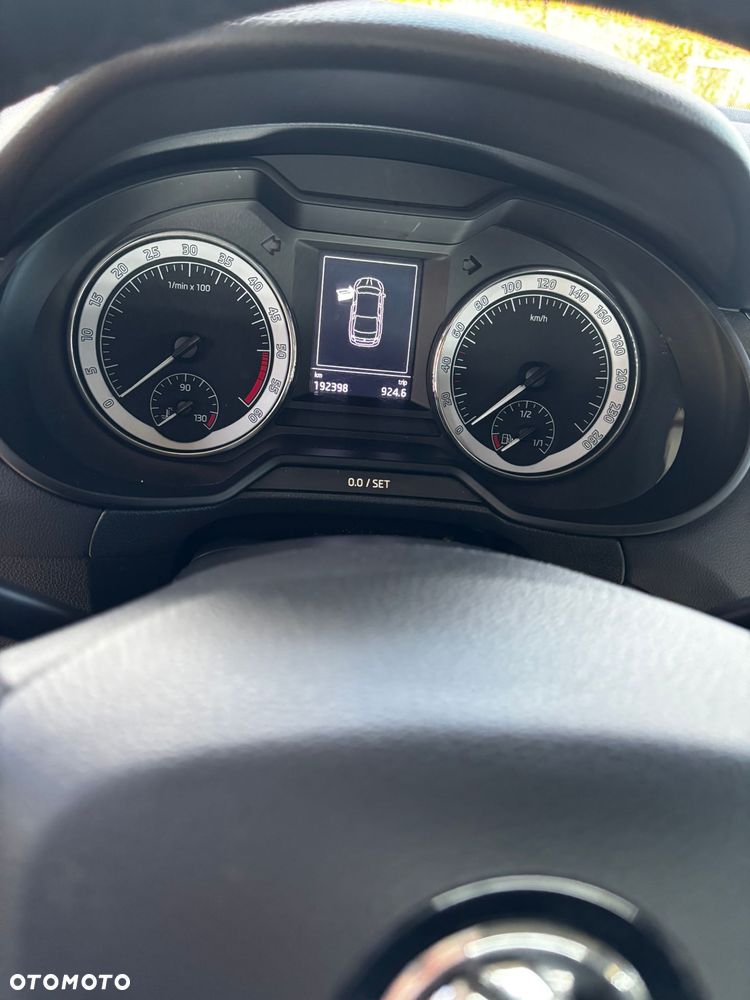 Skoda Octavia 2.0 TDI Clever DSG - 4