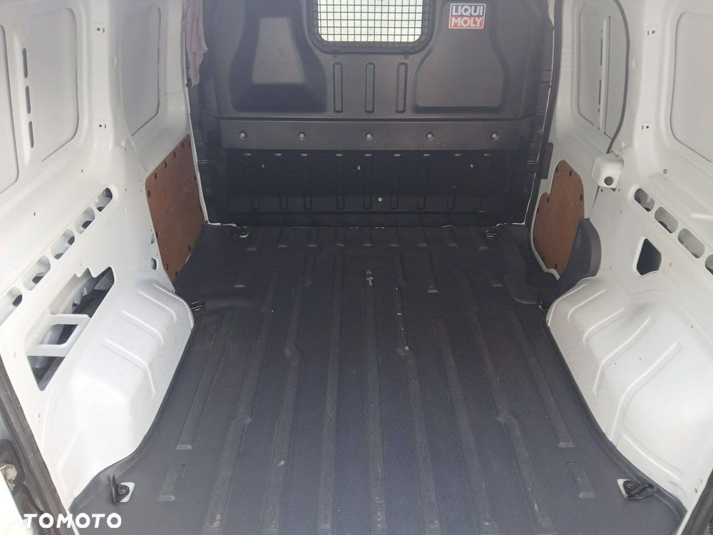 Ford Transit Connect - 10