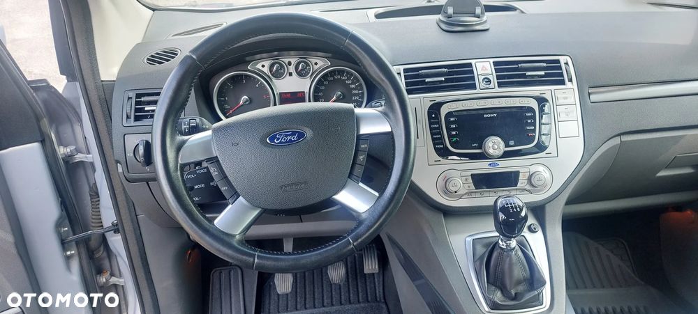 Ford Kuga 2.0 TDCi Titanium - 11