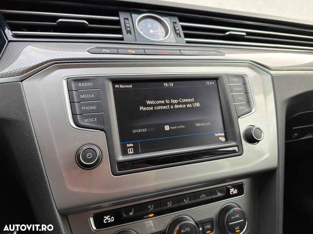 Volkswagen Passat Alltrack 2.0 TDI DSG 4Motion - 24