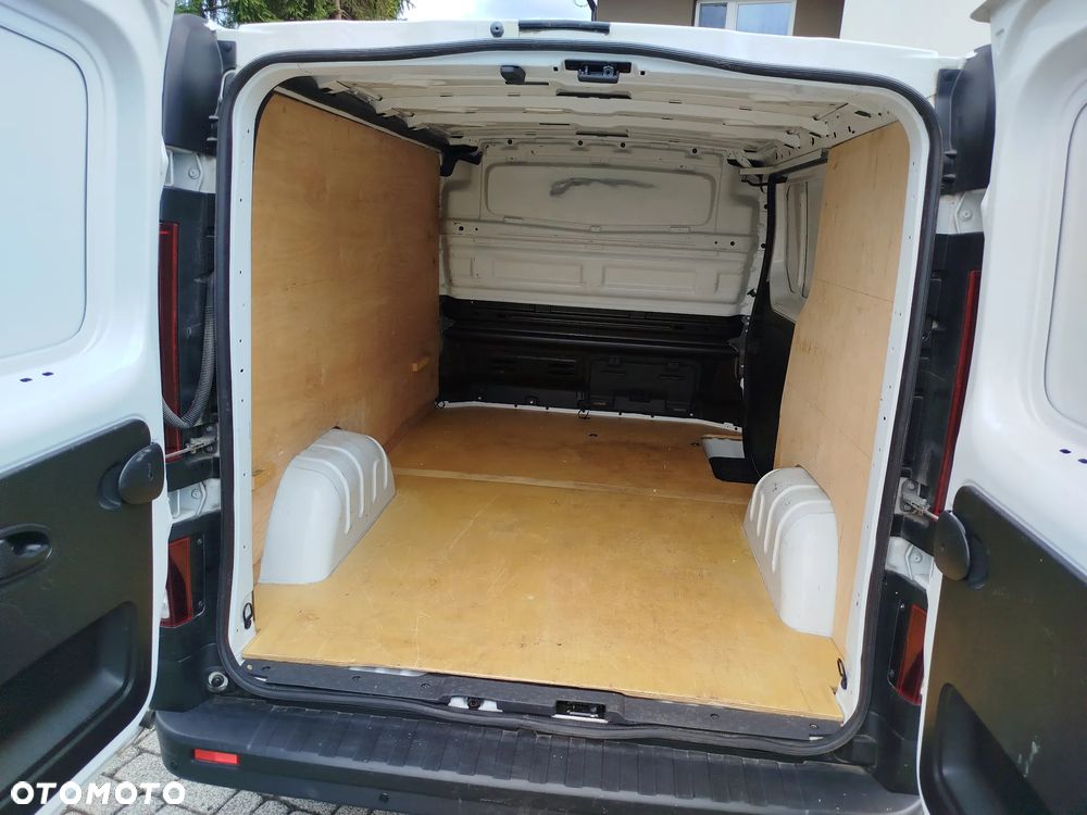 Renault TRAFIC - 11