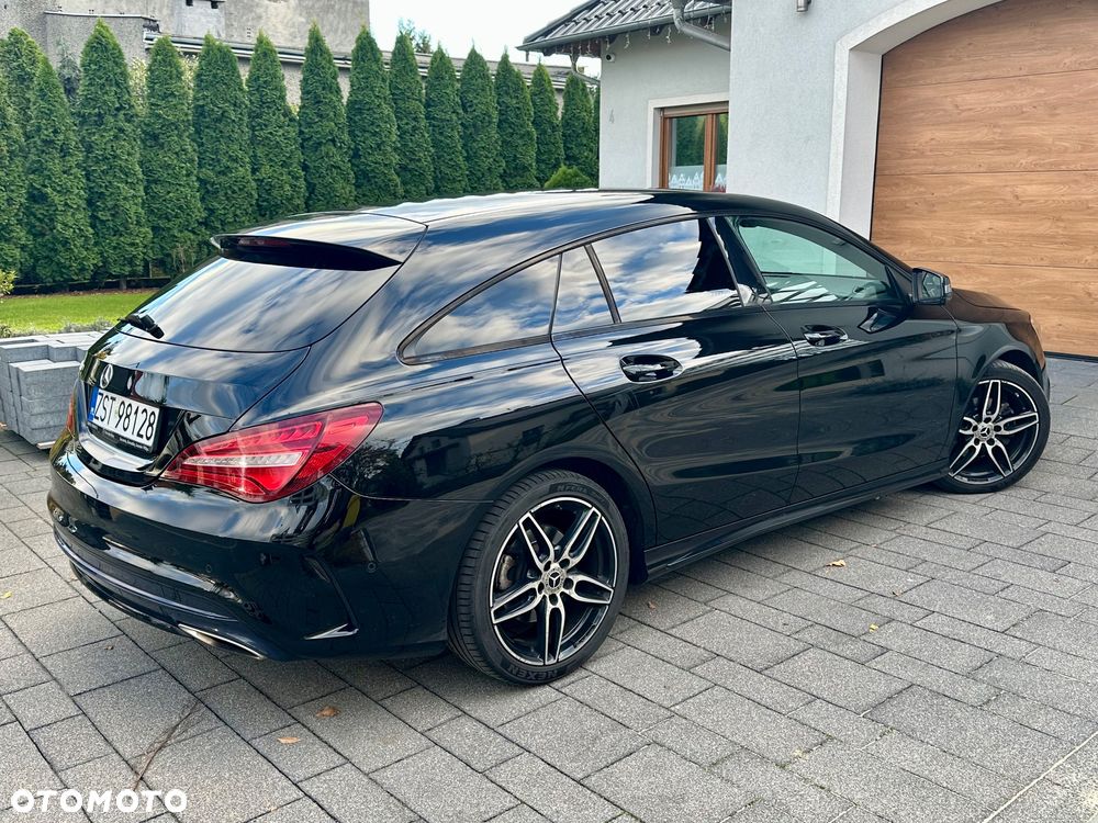 Mercedes-Benz CLA 200 7G-DCT - 4