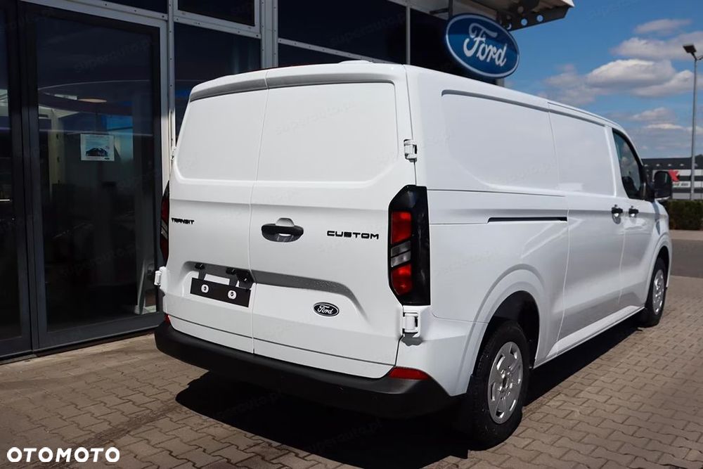 Ford Transit Custom 320 L2H1 Trend A8 2.0 136KM - 8