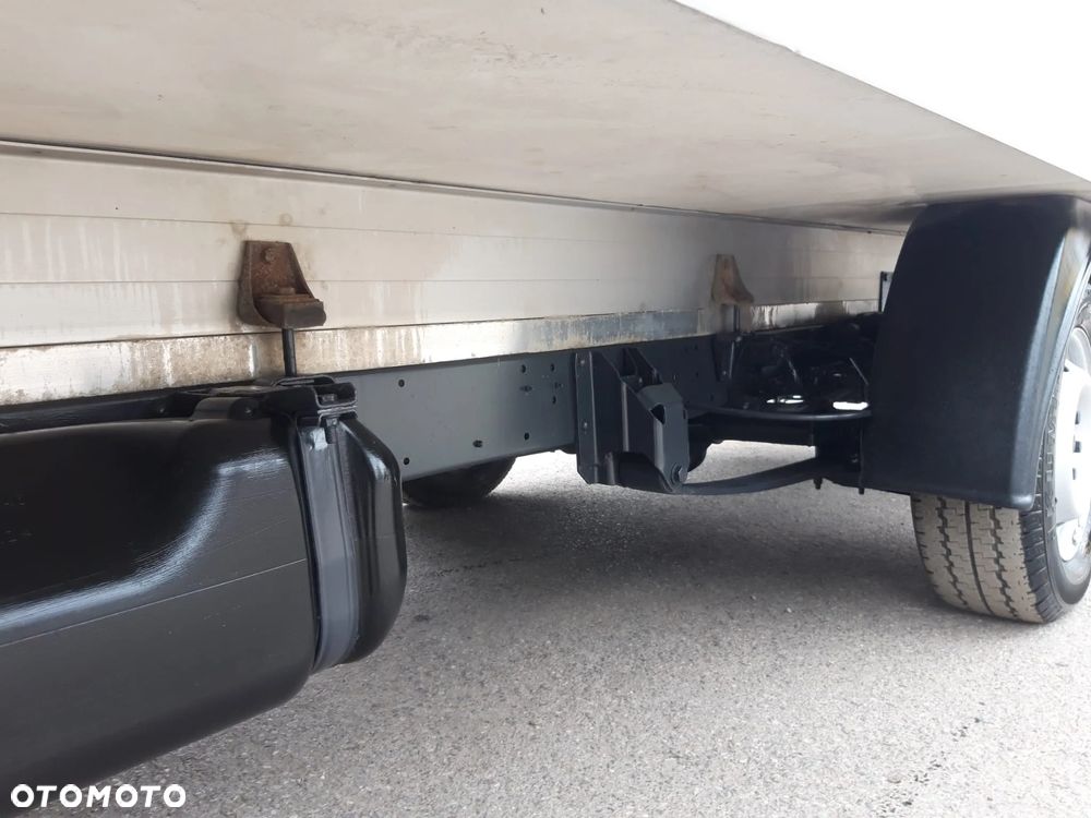 Iveco daily Super Stan tylko 270 tyś km - 10