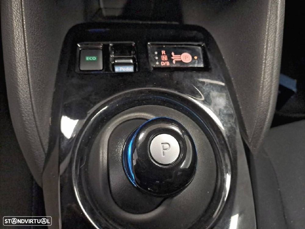 Nissan Leaf N-Connecta - 17