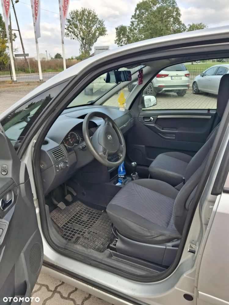 Opel Meriva - 9