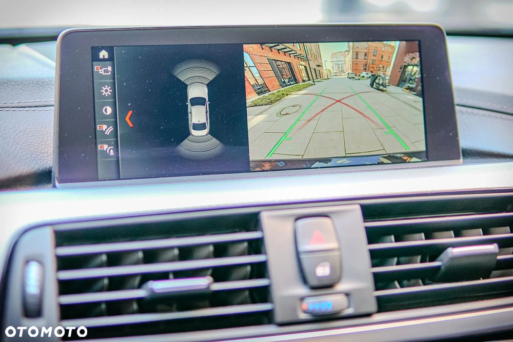 BMW Seria 3 330e iPerformance Advantage - 21