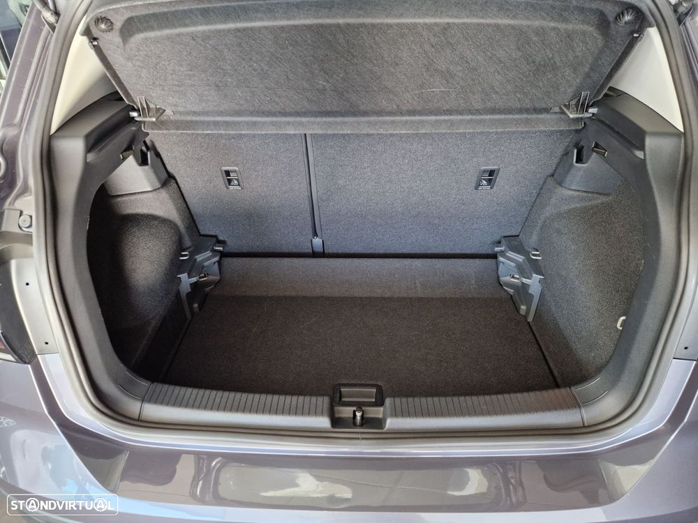 VW T-Cross 1.0 TSI Life DSG - 18