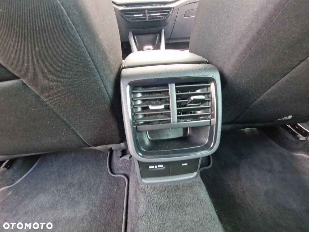 Skoda Octavia ver-1-0-tsi-e--tec-ambition-dsg - 17