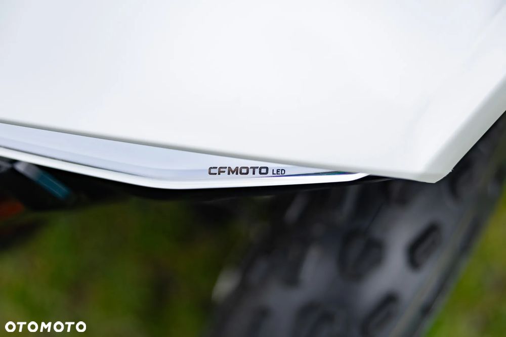CFMoto CForce - 9