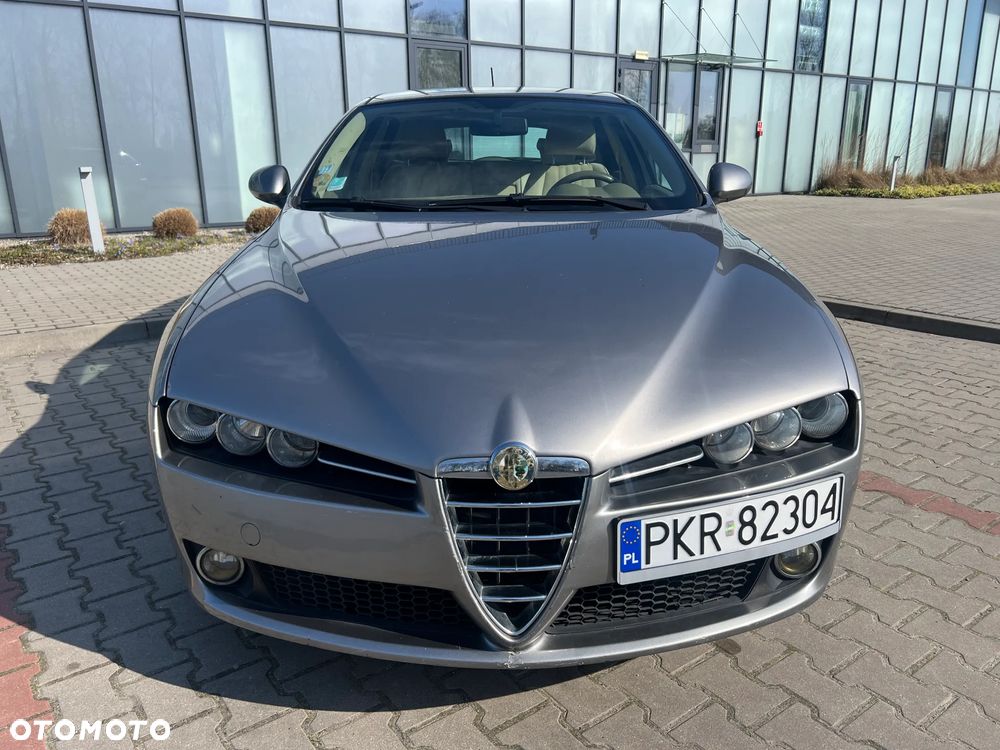 Alfa Romeo 159 - 2