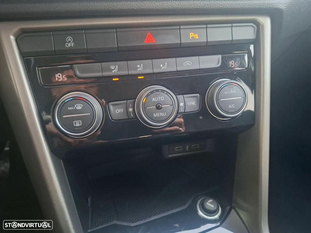 VW T-Roc 1.0 TSI Style - 23