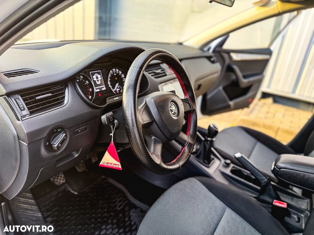 Skoda Octavia 1.2 TSI AMBITION - 12