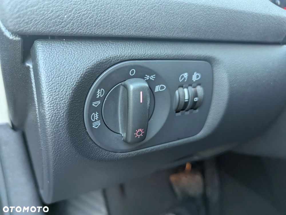 Audi A3 Sportback 2.0 TFSI (DSG) S tronic S line Sportpaket plus - 16