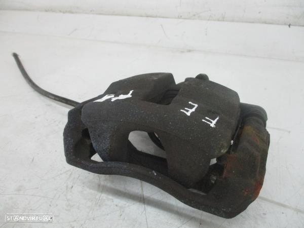 Pinça Travao Frente Esq Mercedes-Benz B-Class (W245) - 2