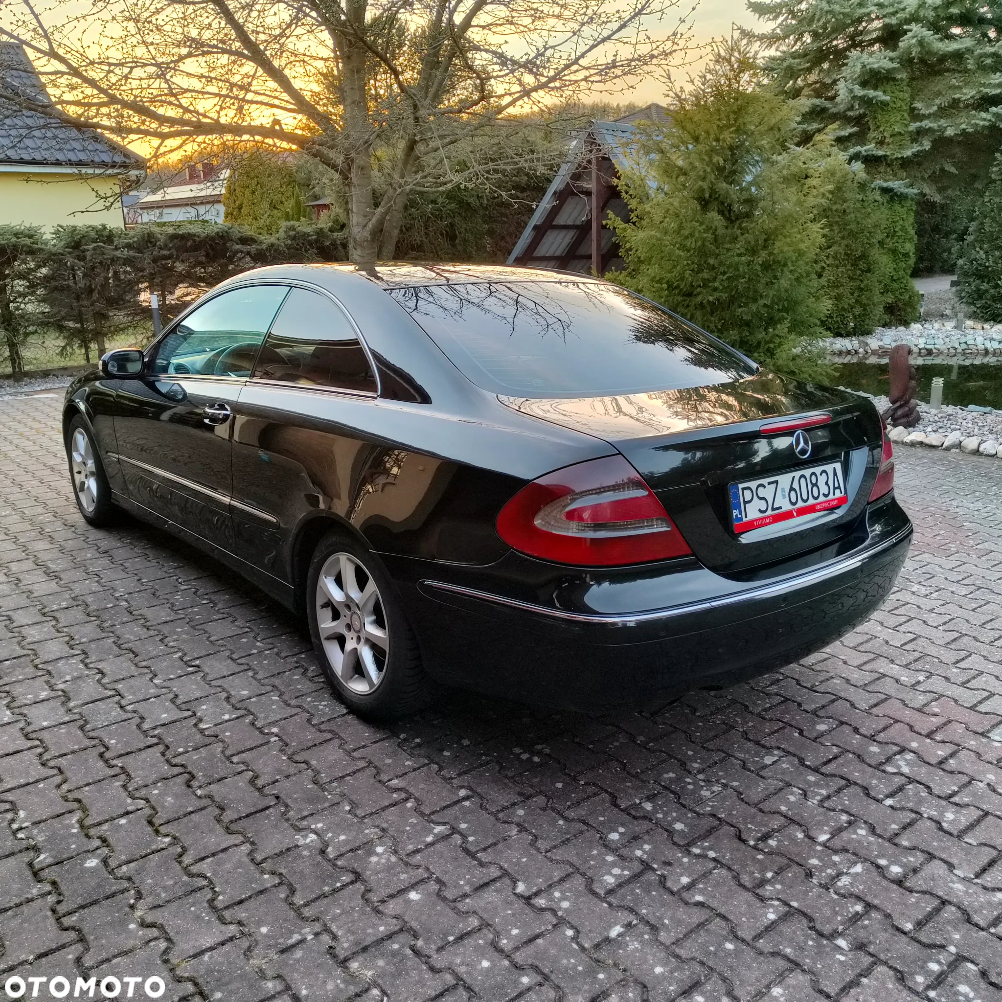 Mercedes-Benz CLK - 4
