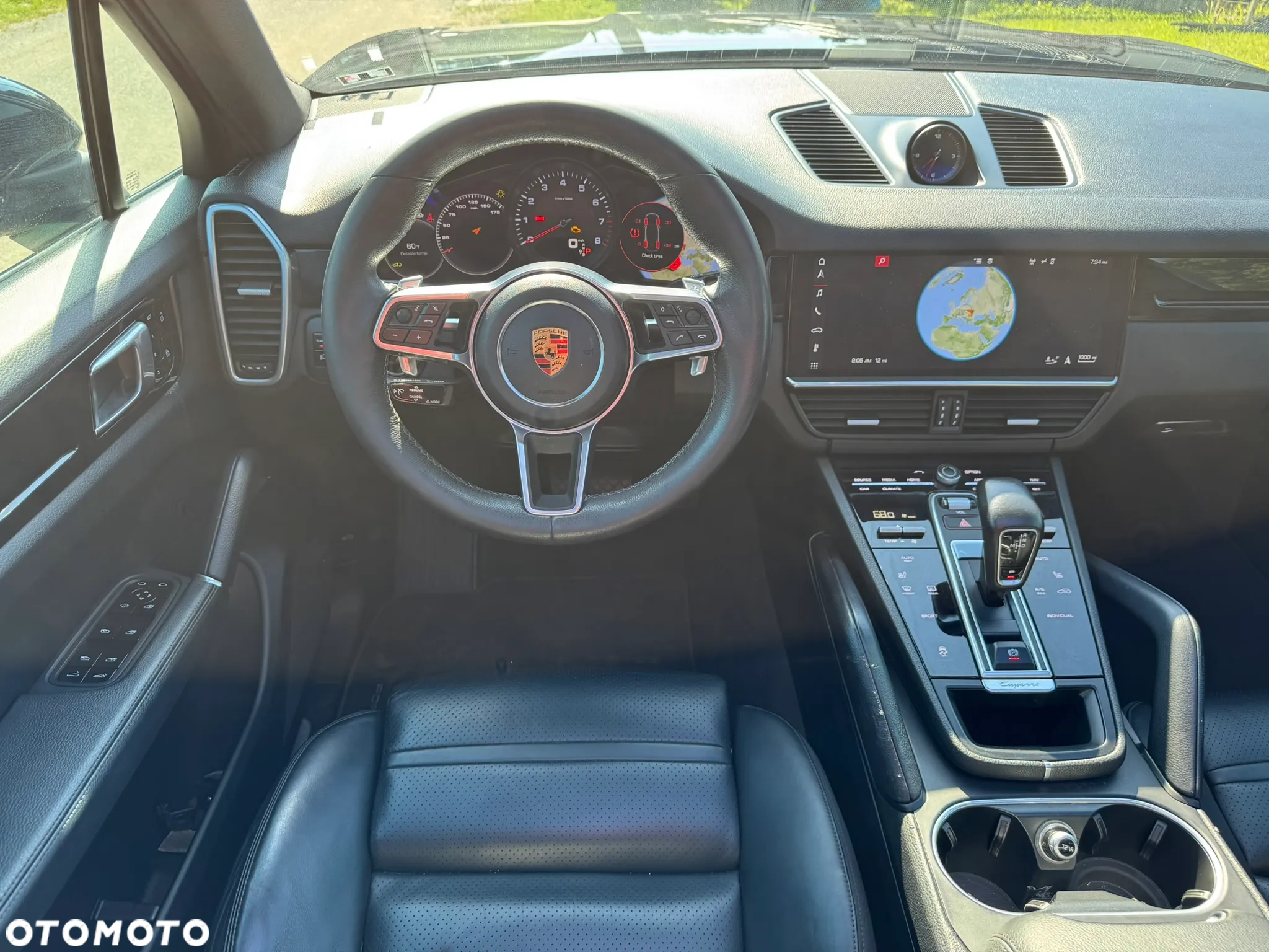 Porsche Cayenne - 12