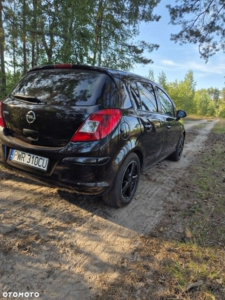 Opel Corsa 1.4 16V Cosmo - 5