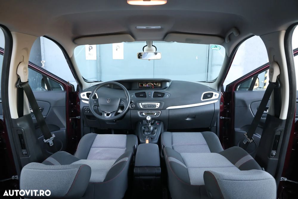 Renault Scenic 1.5dCi Expression - 12